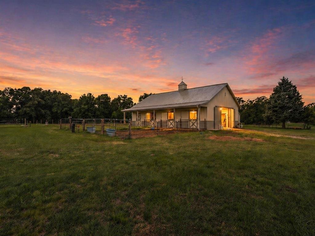 House in Grand Saline, Texas, United States 2 - 17770106