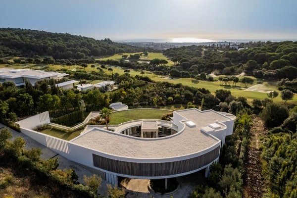 Villa in Sotogrande, San Roque, Andalusia 3 - 17770112
