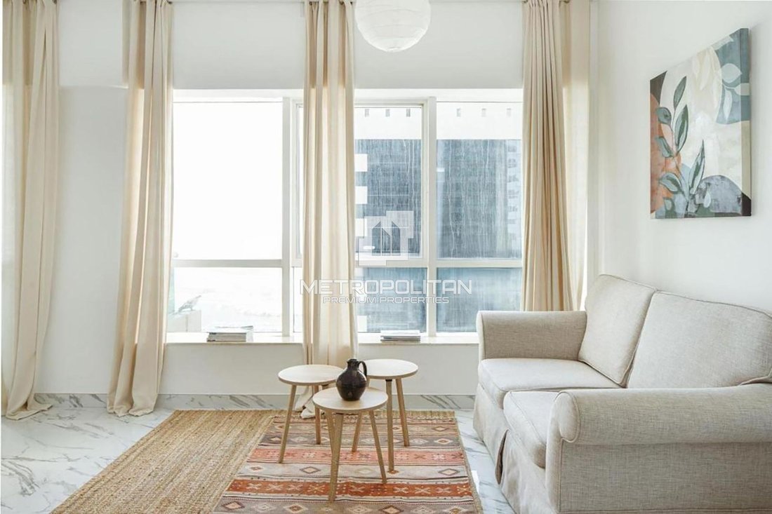 Apartment in JLT / Jumeirah Lakes Towers, Dubai, United Arab Emirates 3 - 17770338