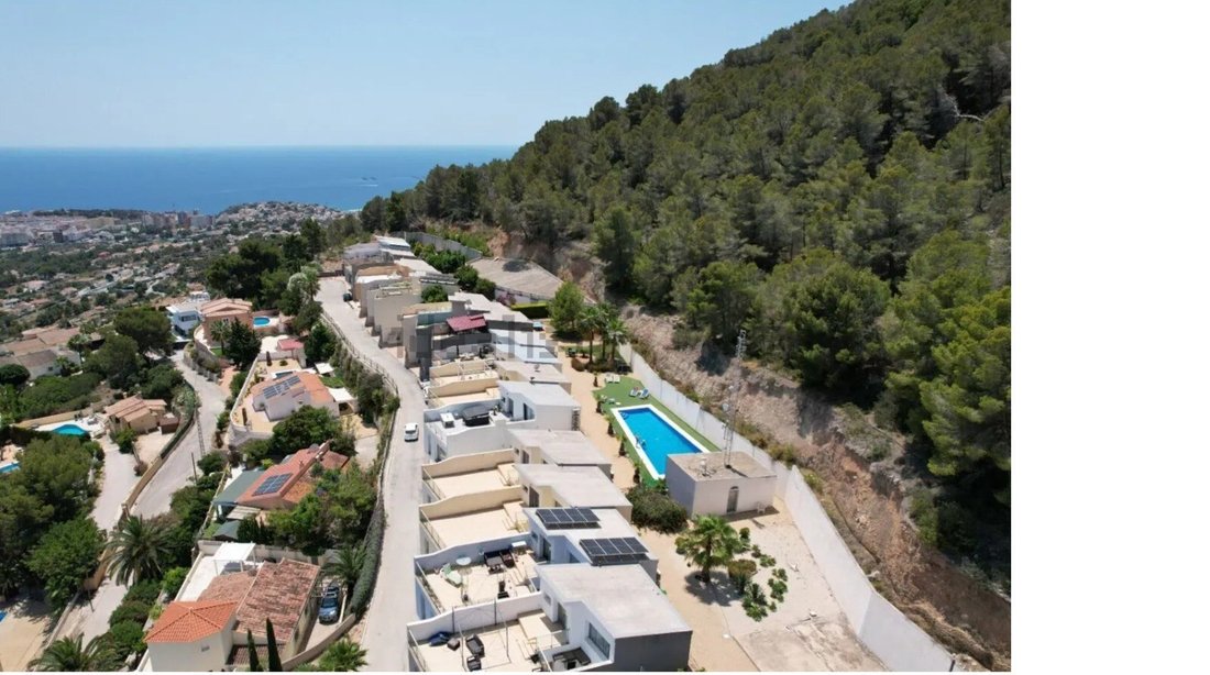 Bungalow in Calp / Calpe, Valencian Community, Spain 1 - 14813633