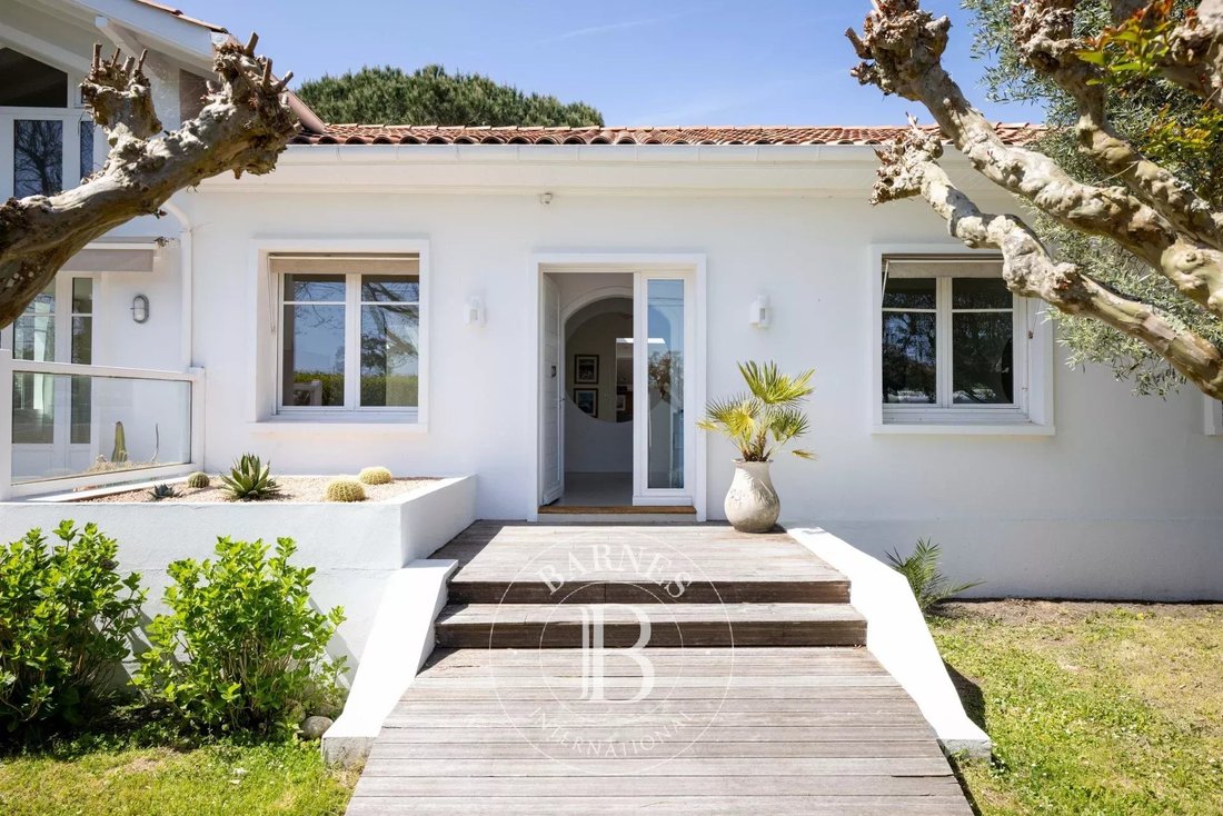House in Anglet, Nouvelle-Aquitaine, France 2 - 17770326
