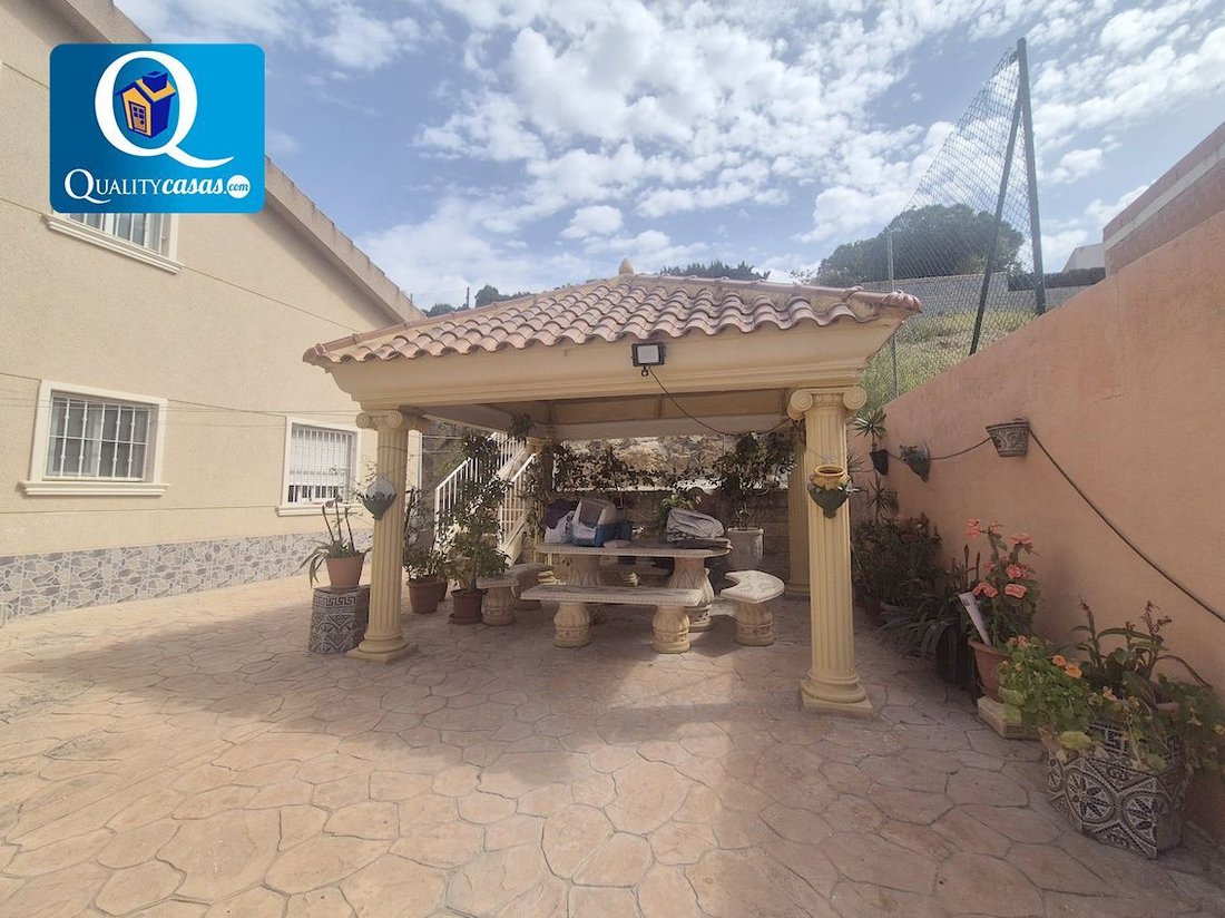 Chalet in Alicante, Valencian Community, Spain 2 - 17770583