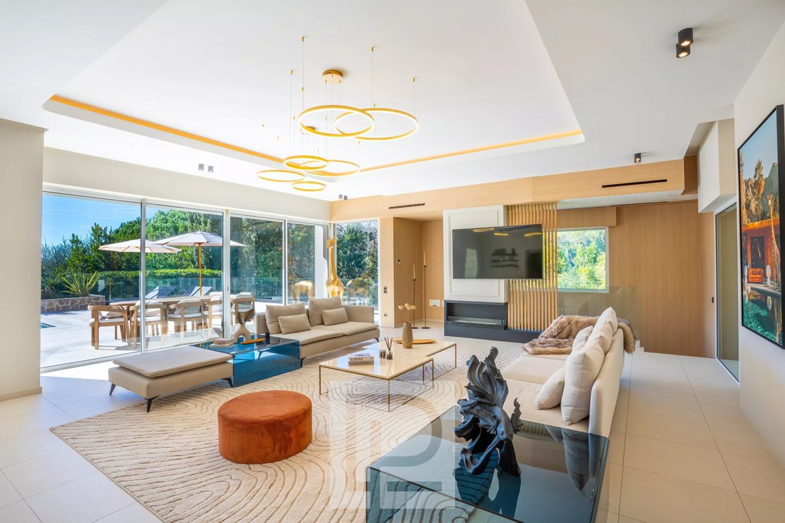 Villa in Mougins, Provence-Alpes-Côte d'Azur, France 5 - 17289997