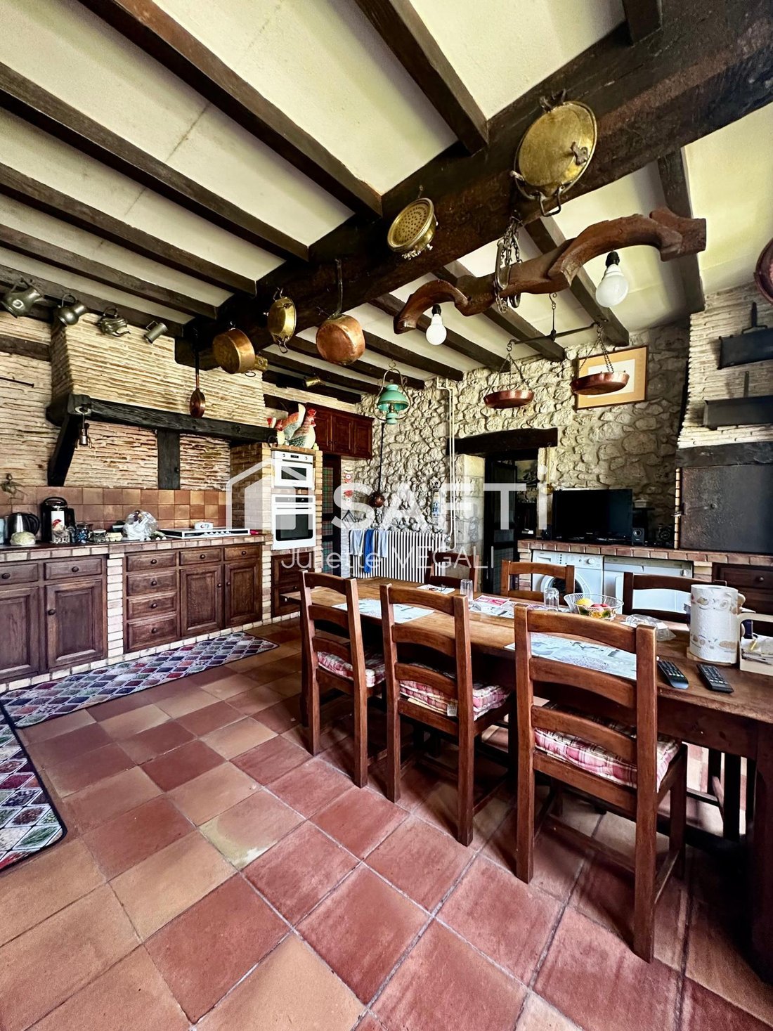 House in Bonneville-et-Saint-Avit-de-Fumadieres, Nouvelle-Aquitaine, France 5 - 17763794