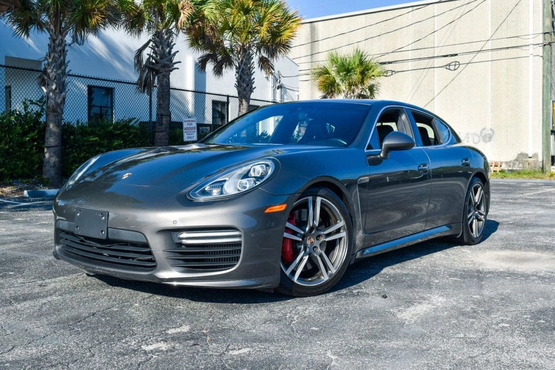 Sedan in Fort Lauderdale, FL, United States 2 - 17138477