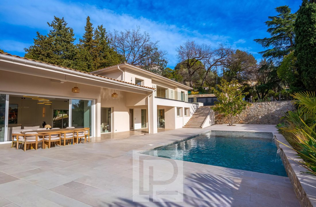 Villa in Mougins, Provence-Alpes-Côte d'Azur, France 2 - 17289997