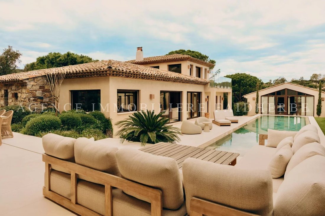 Villa in Ramatuelle, Provence-Alpes-Côte d'Azur, France 2 - 17770308