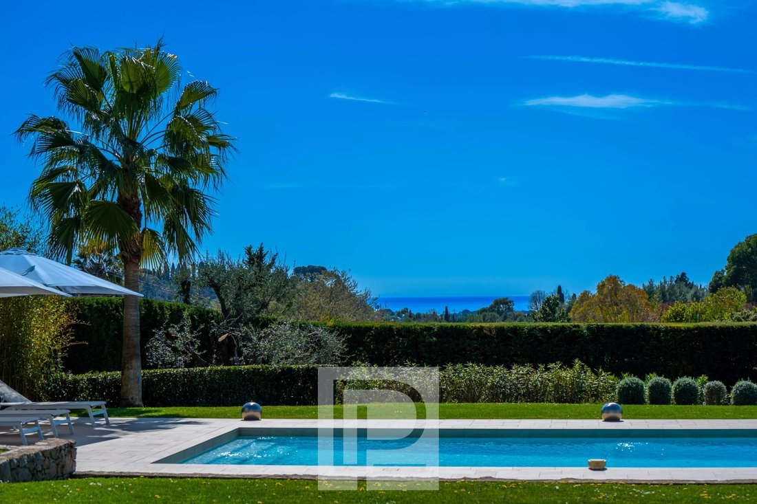 Villa in Mougins, Provence-Alpes-Côte d'Azur, France 3 - 17320107