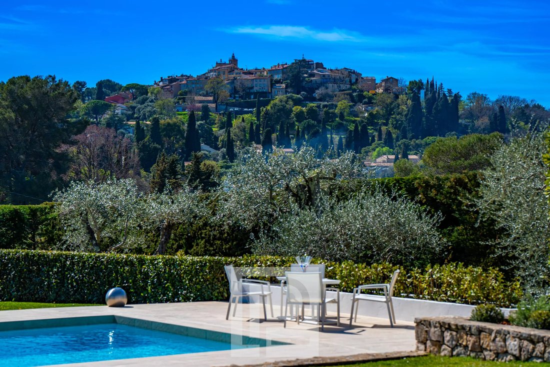 Villa in Mougins, Provence-Alpes-Côte d'Azur, France 1 - 17320107