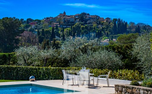 Villa in Mougins, Provence-Alpes-Côte d'Azur, France 1