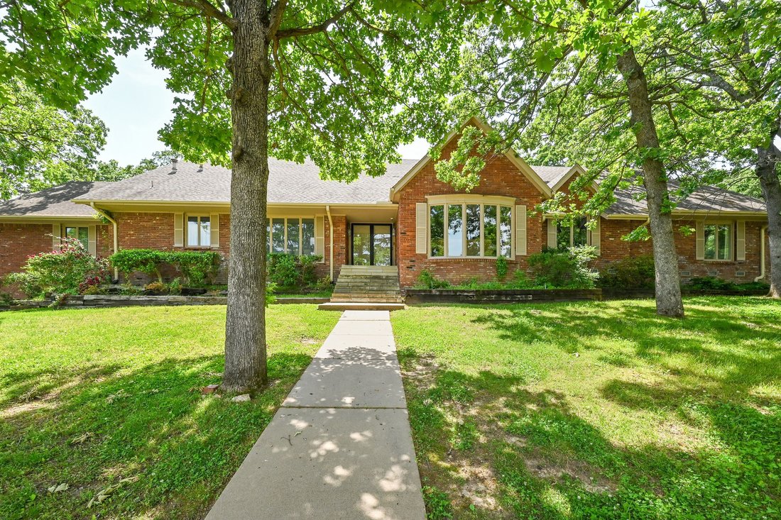 Tulsa, Oklahoma, United States 1 - 17770478