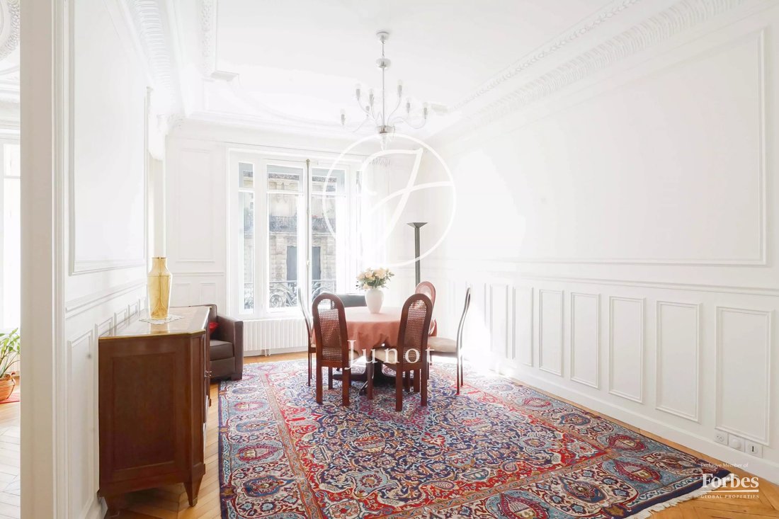 Apartment in Saint Placide, Paris 6e Arrondissement, Paris 4 - 16136145
