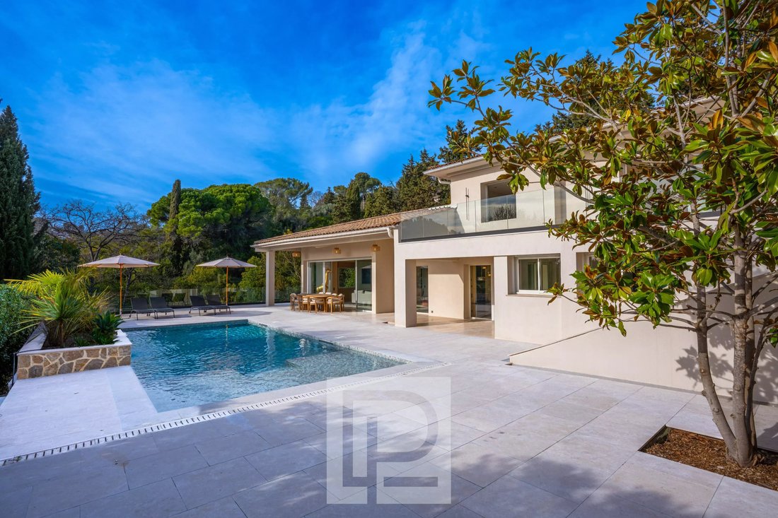Villa in Mougins, Provence-Alpes-Côte d'Azur, France 1 - 17289997