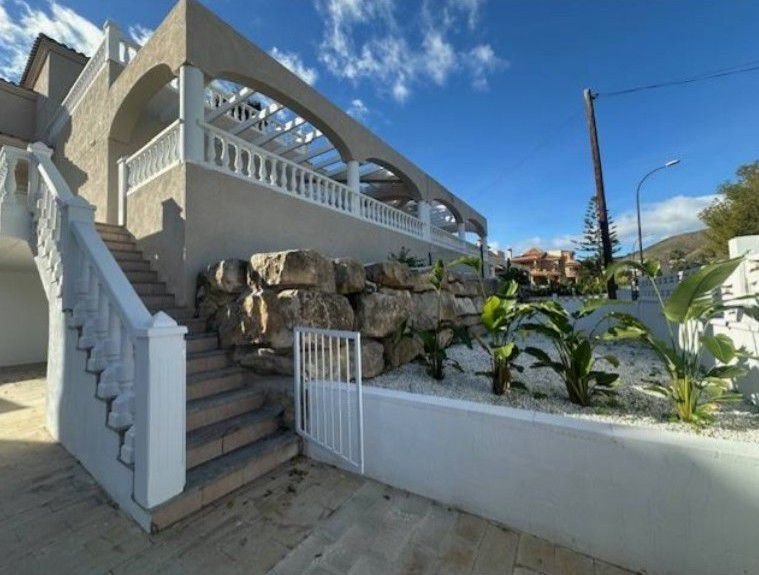 Chalet in el Campello, Valencian Community, Spain 2 - 17770568