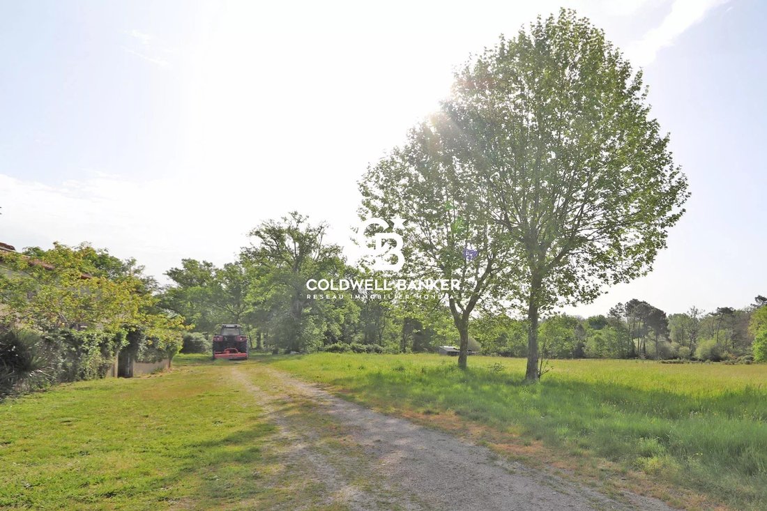 Estate in Saint-Michel-de-Double, Nouvelle-Aquitaine, France 5 - 17770311