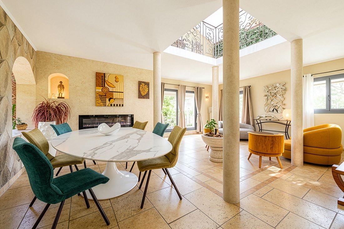 Villa in Apt, Provence-Alpes-Côte d'Azur, France 4 - 17770265