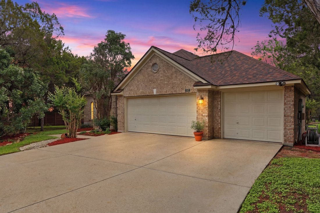 House in New Braunfels, Texas, United States 2 - 17539286