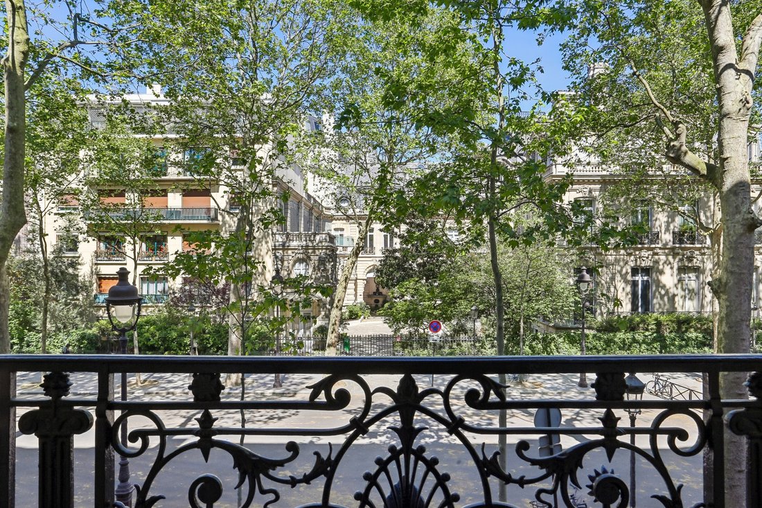 Apartment in Vaugirard-Parc des Expositions, Paris 15e Arrondissement, Paris 2 - 17770409