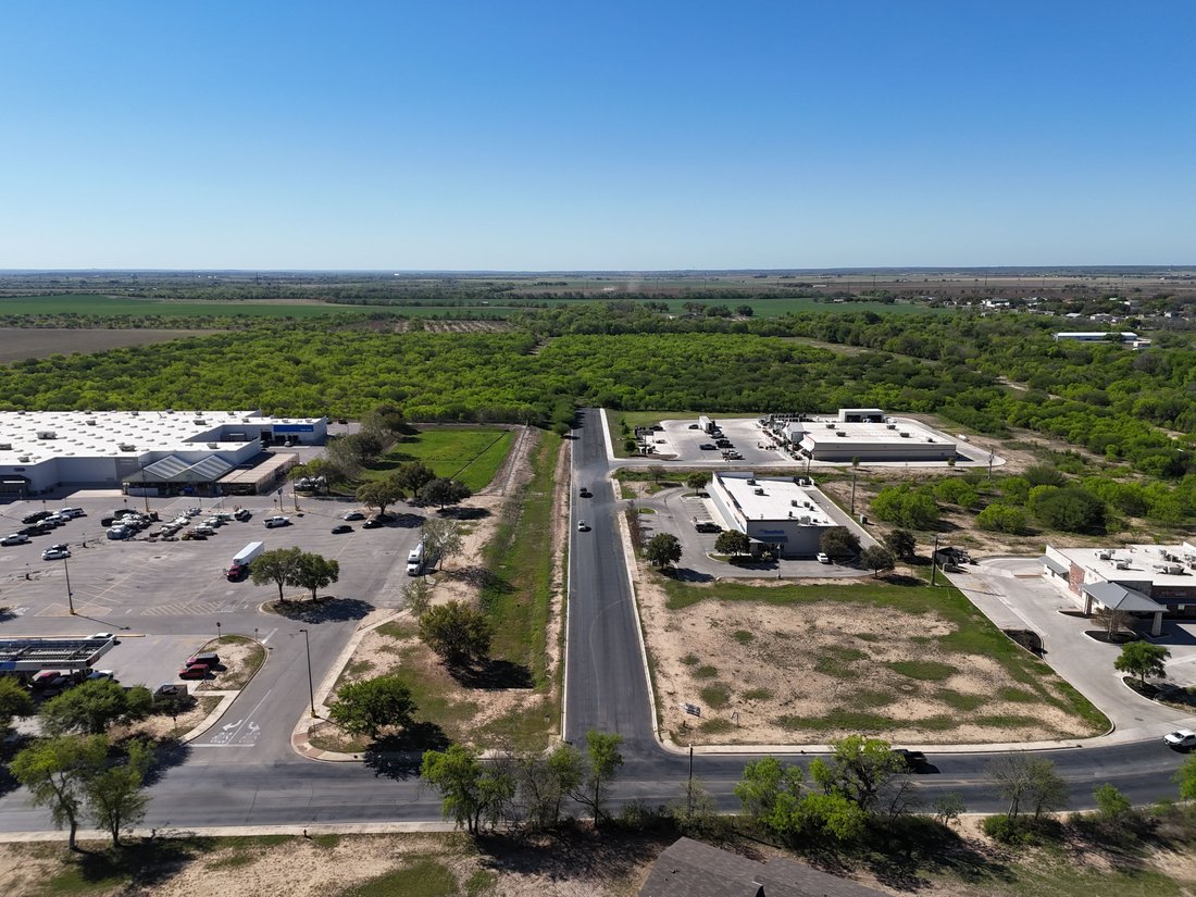 Farm Ranch in Hondo, Texas, United States 2 - 17770333