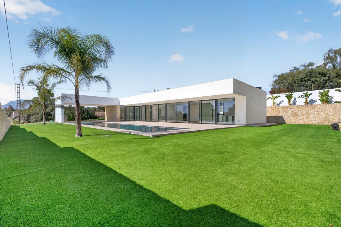 Villa in Busot, Valencian Community, Spain 2 - 16321006