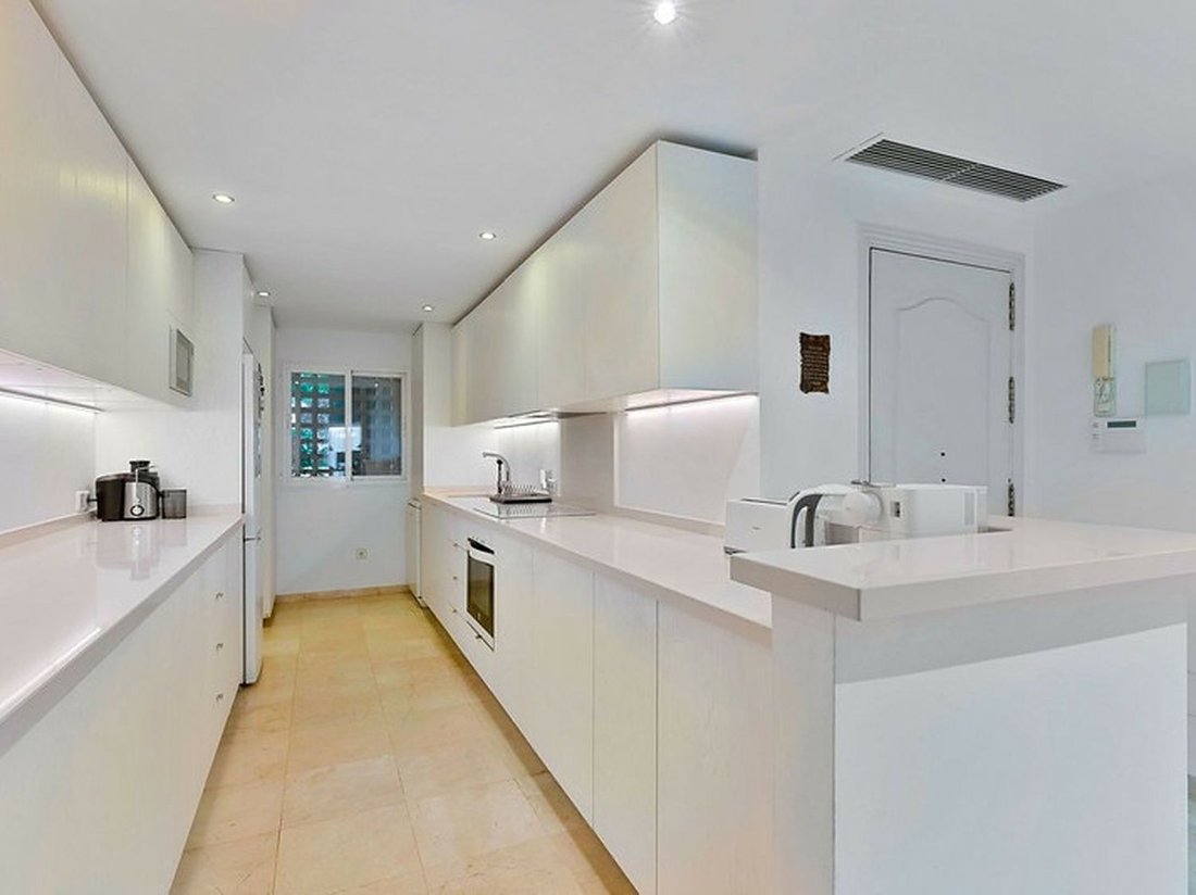 Apartment in Sierra Blanca, Marbella, Spain 5 - 17770561