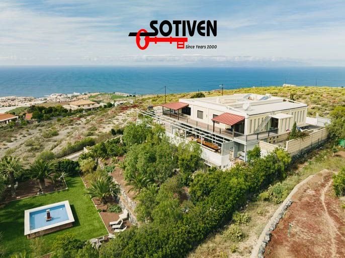 Finca in Adeje, Canary Islands, Spain 3 - 12835945