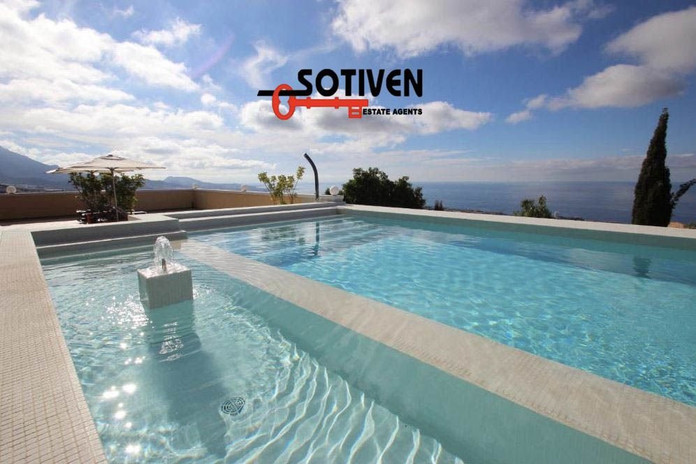 Finca in Adeje, Canary Islands, Spain 1 - 12835945