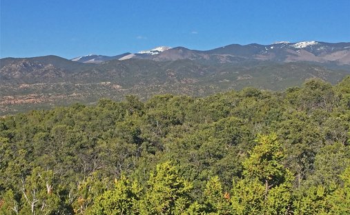 Land in Santa Fe, New Mexico, United States 1