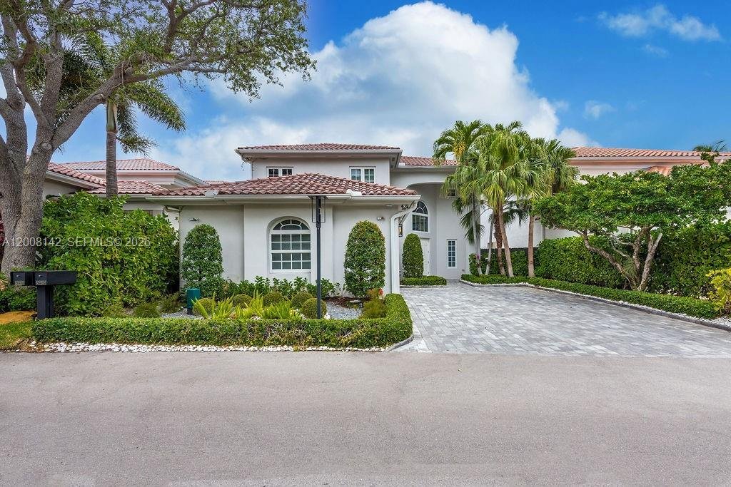 House in Sunny Isles Beach, Florida, United States 3 - 17771006