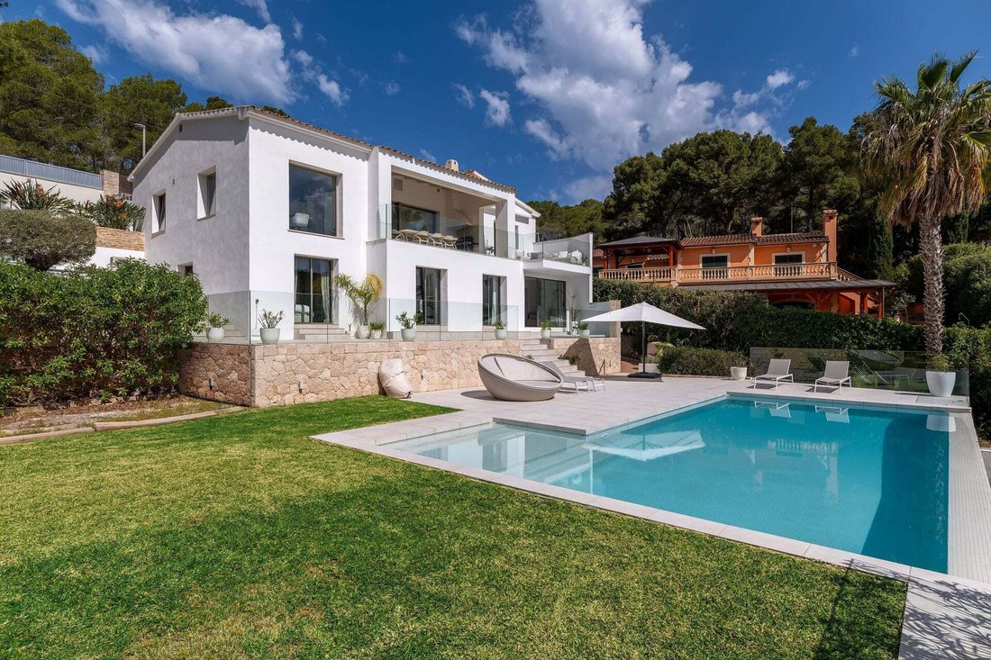 Villa in Camp de Mar, Mallorca, Andratx, Balearic Islands 2 - 17771112