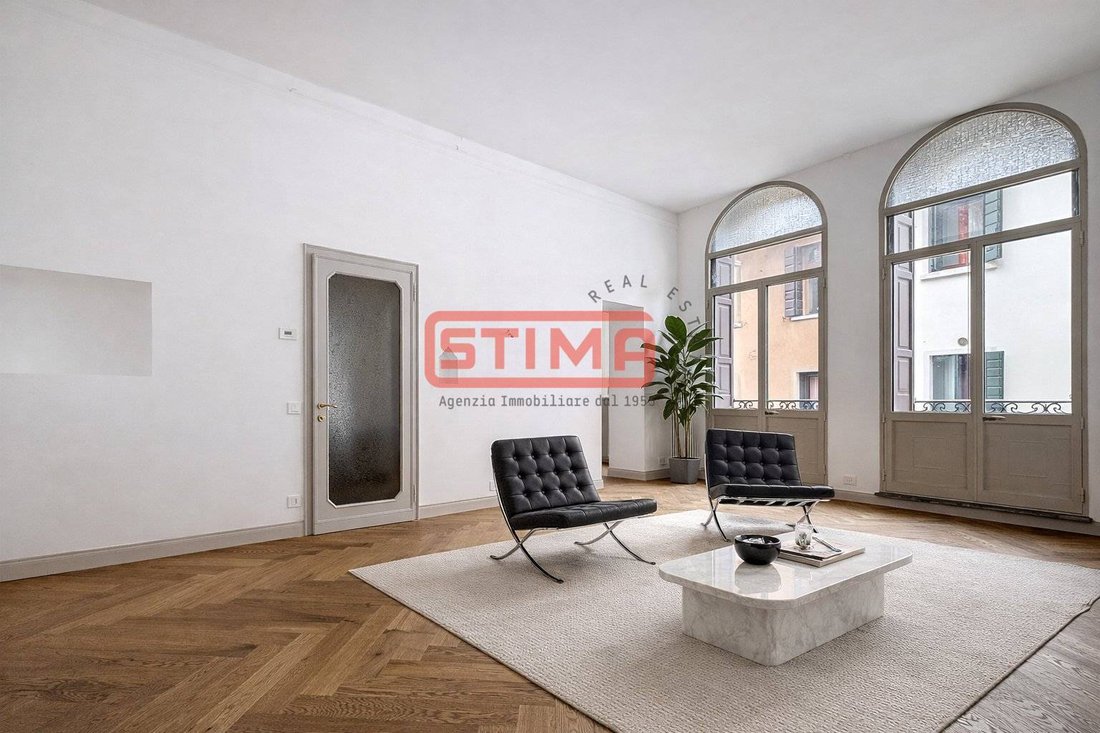 Apartment in Cathedral - Piazza dei Signori, Treviso, Italy 2 - 17771200
