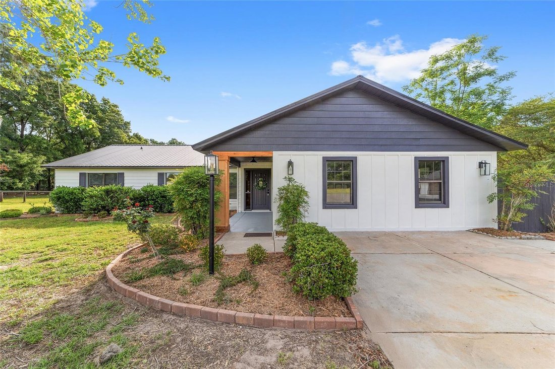 House in Ocala, Florida, United States 3 - 17186091