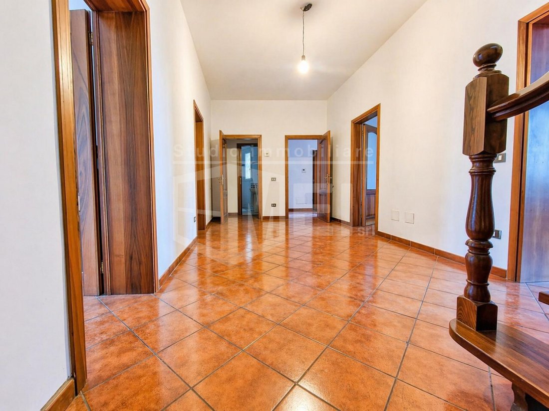 Apartment in Hills, Livorno, Tuscany 4 - 16663617