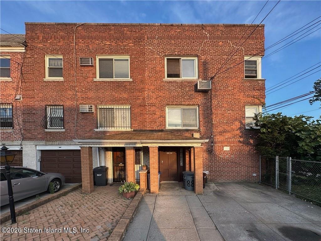 House in New York, New York, United States 1 - 17770976