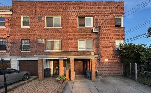 House in New York, New York, United States 1