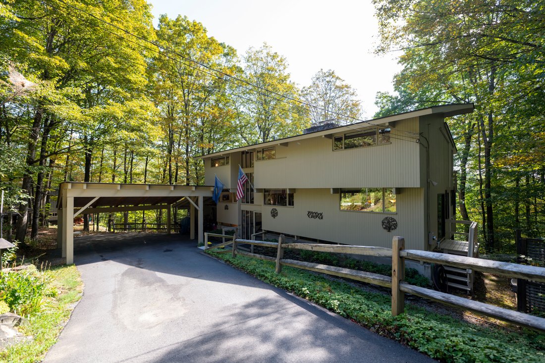 House in Hartford, Vermont, United States 2 - 16176699