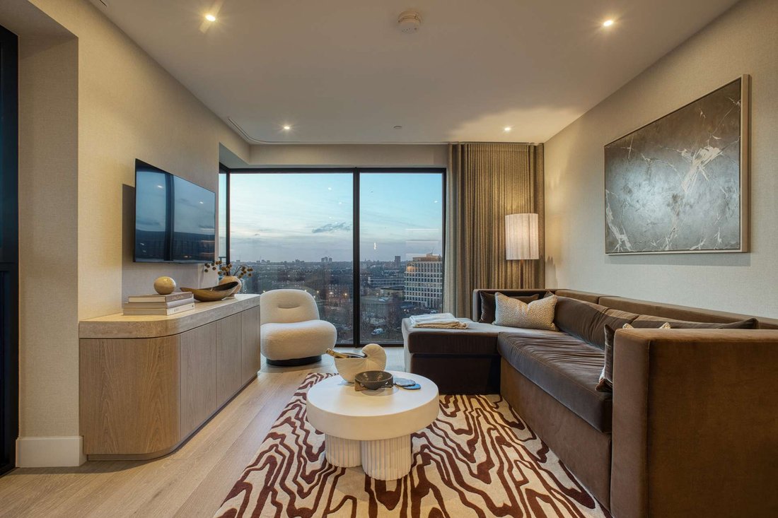 Apartment in White City, Hammersmith and Fulham, England 3 - 17771220