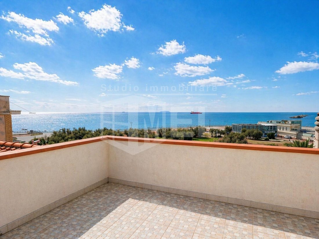 Apartment in Hills, Livorno, Tuscany 1 - 16663617