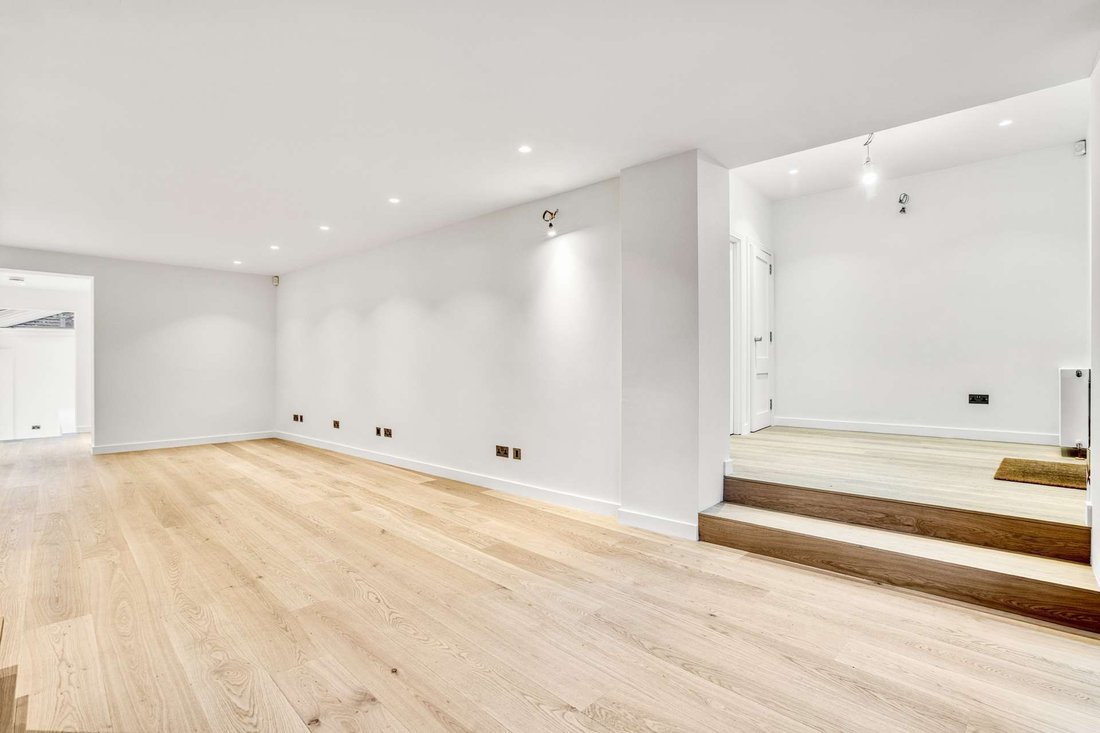 Townhouse in Campden Hill, Kensington And Chelsea, England 2 - 17771183
