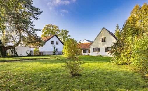 Land in Munich, Bavaria, Germany 1