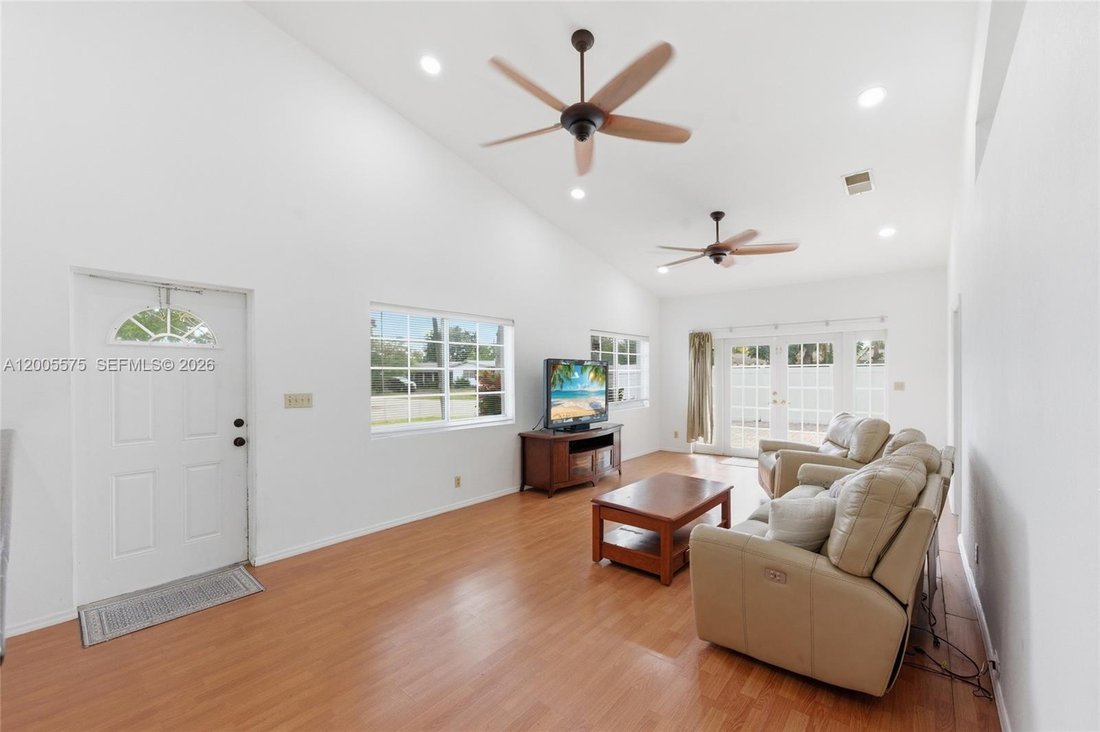 House in Oakland Park, Florida, United States 4 - 17771008