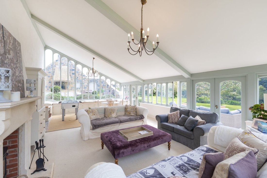 House in England 3 - 17771147