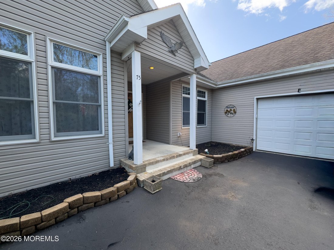 House in Jackson Township, New Jersey, United States 4 - 17770997