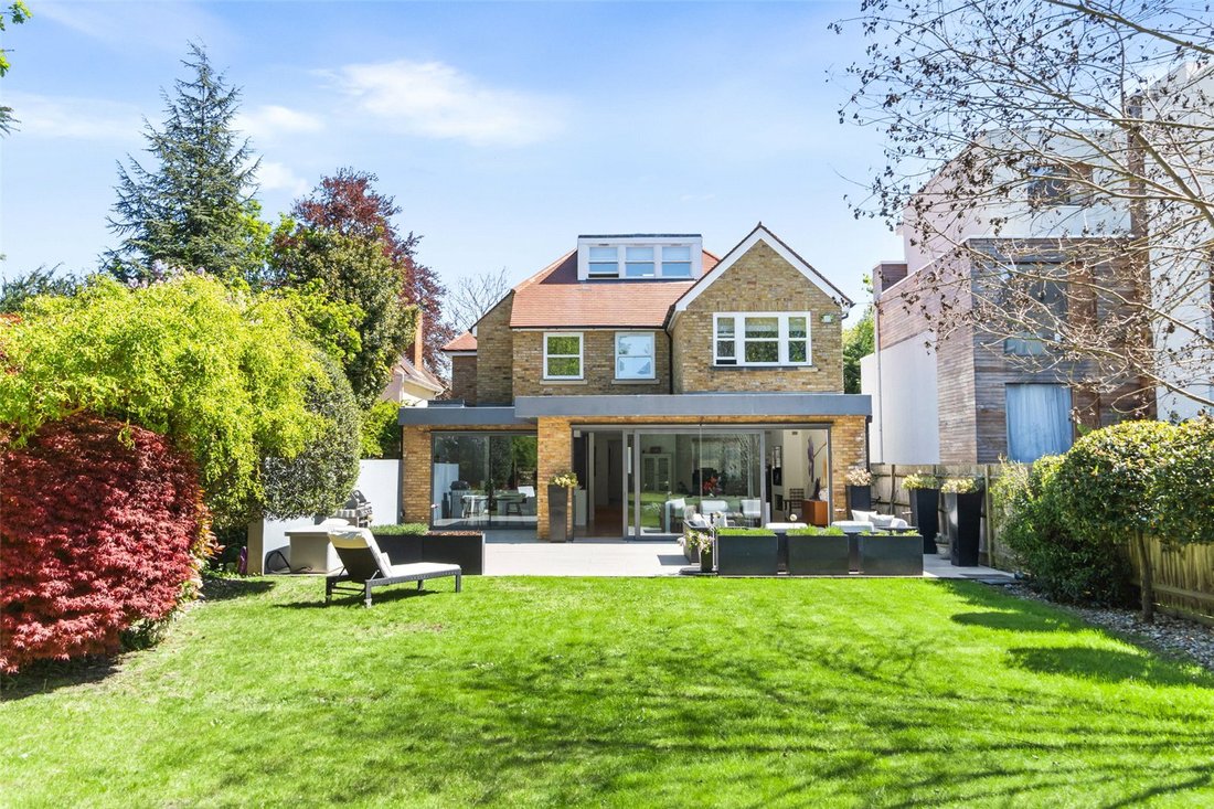 House in Twickenham, Richmond Upon Thames, England 2 - 17382810