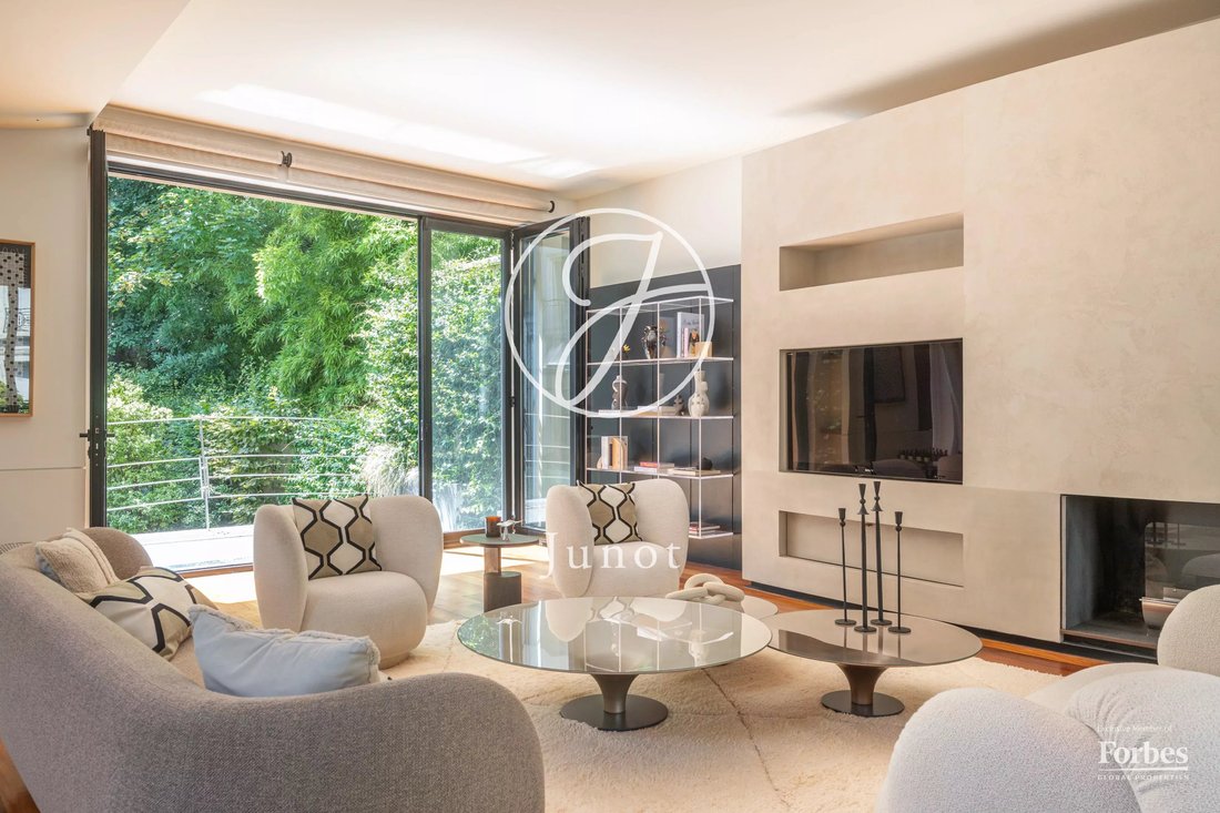 Estate in Ternes-Maillot, Paris 17e Arrondissement, Paris 2 - 17619527