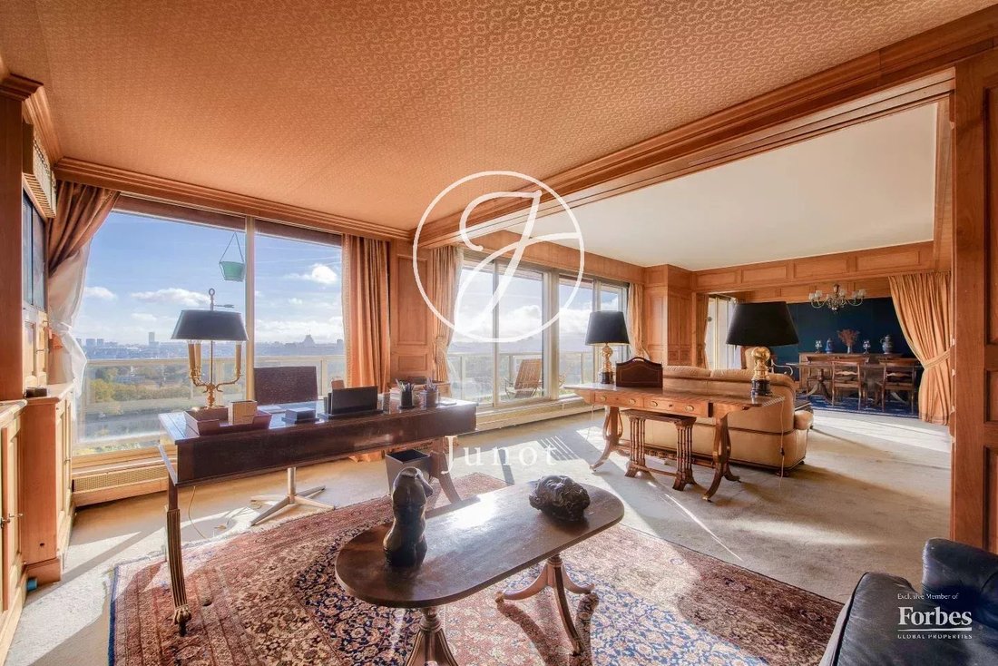 Apartment in Saint-Cloud, Ile-de-France, France 4 - 16473487