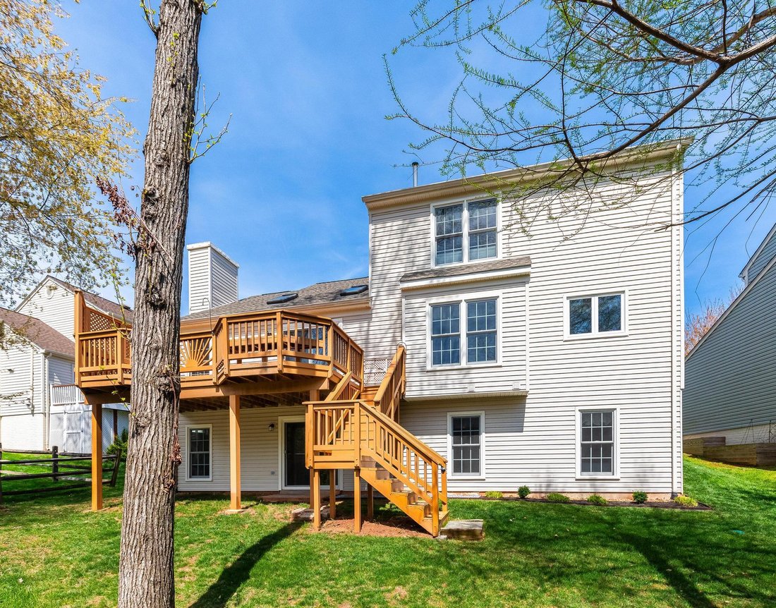Centreville, Virginia, United States 4 - 17772834
