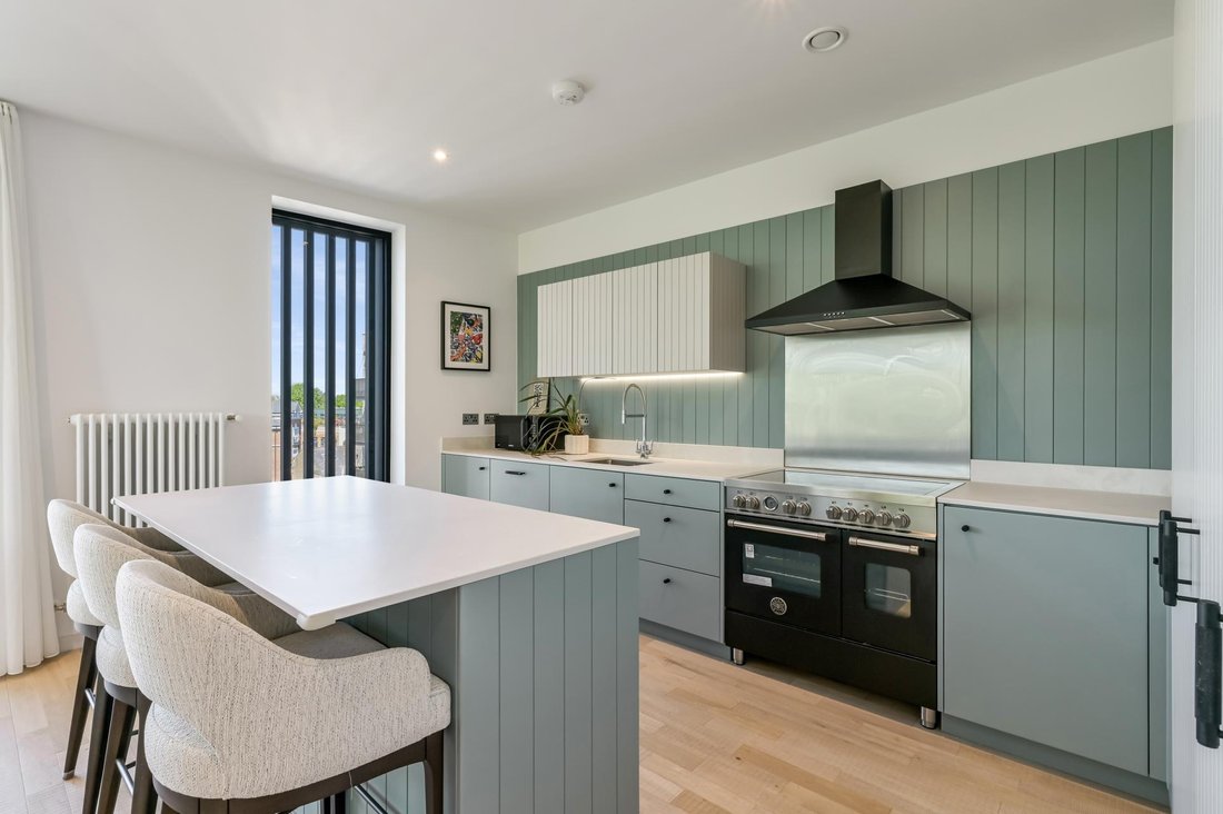House in Little Ealing, Hounslow, England 5 - 17773178