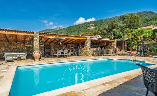 Villa a Patrimonio, Corsica, Francia 1