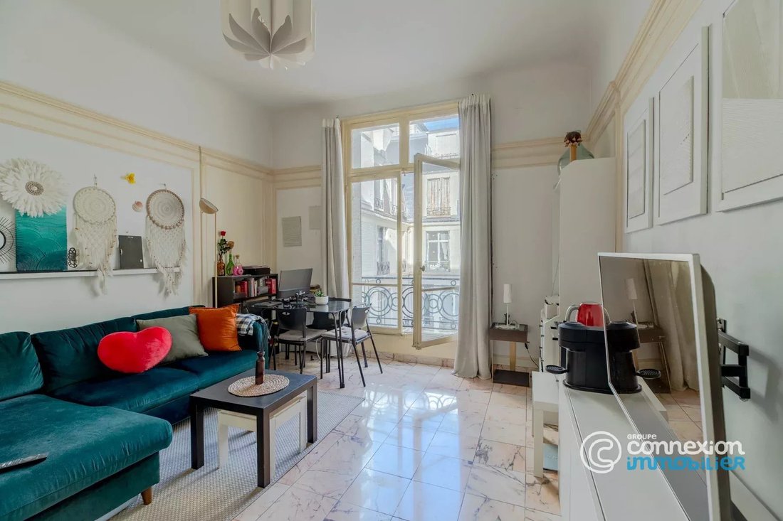 Apartment in Saint Philippe du Roule, Paris 8e Arrondissement, Paris 4 - 17775285